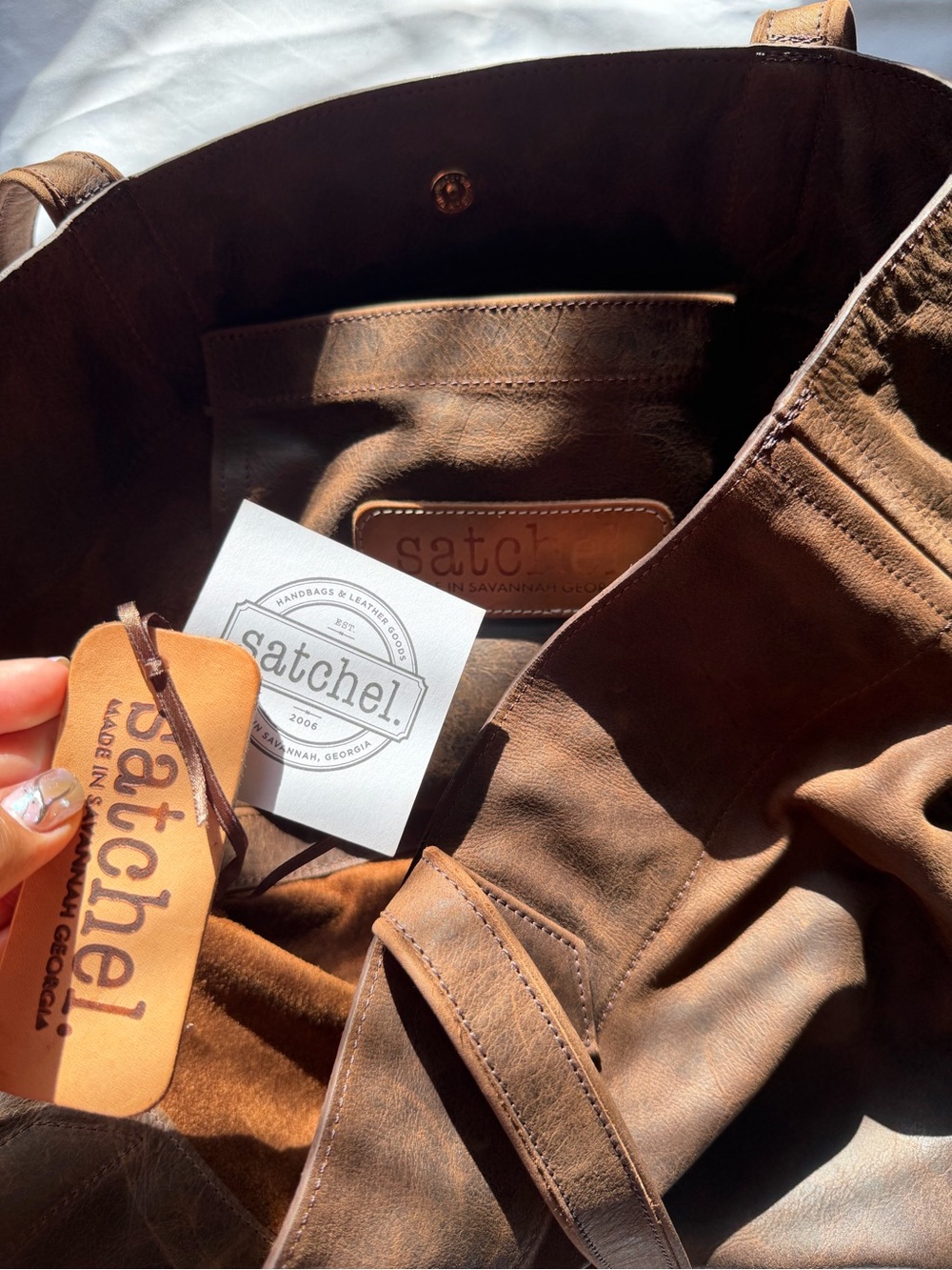 Satchel tote bag in brown - Picture 6 of 9